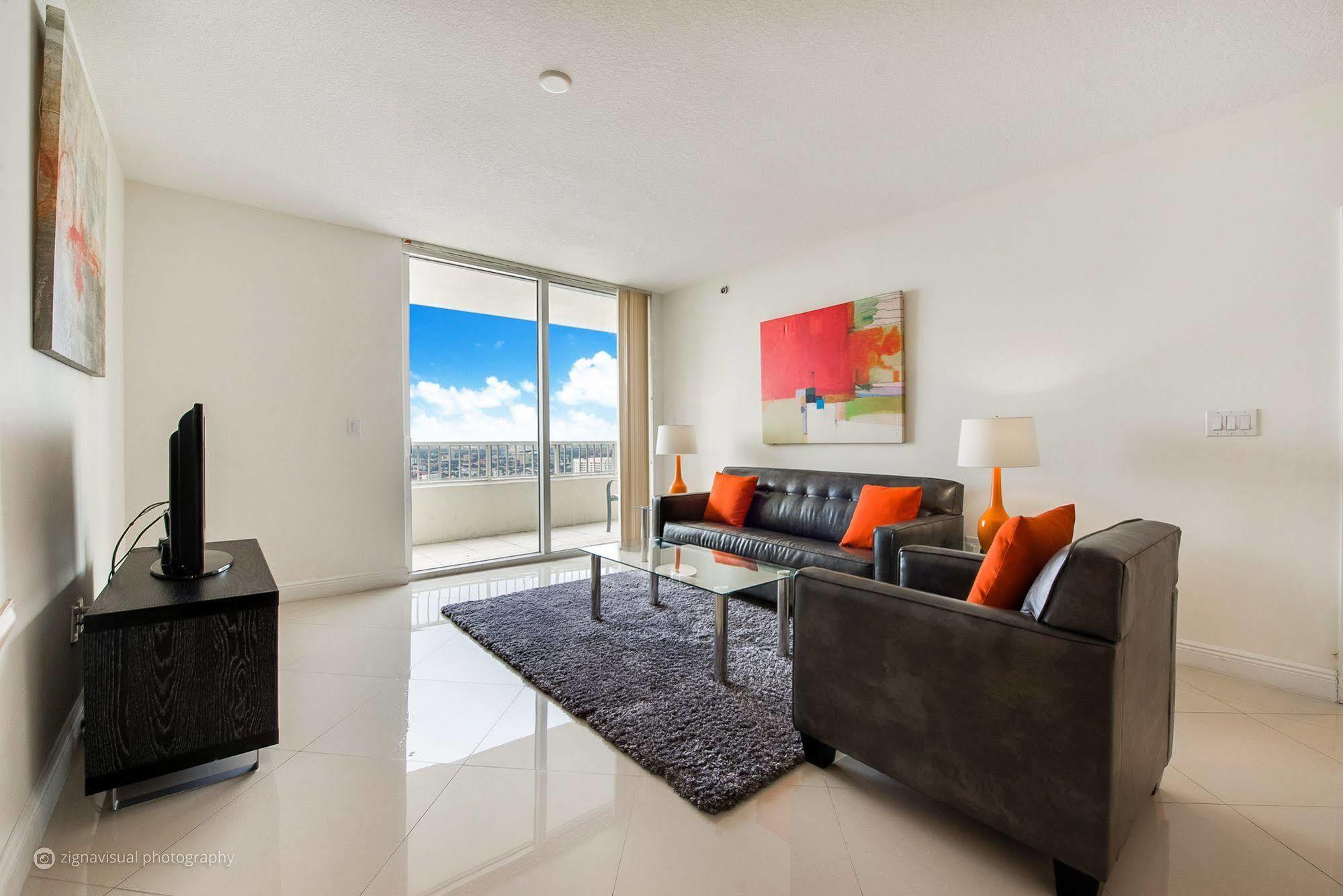 Churchill Brickell - One Broadway Aparthotel Miami
