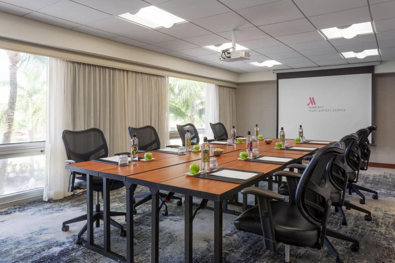 Airport Marriott 4*