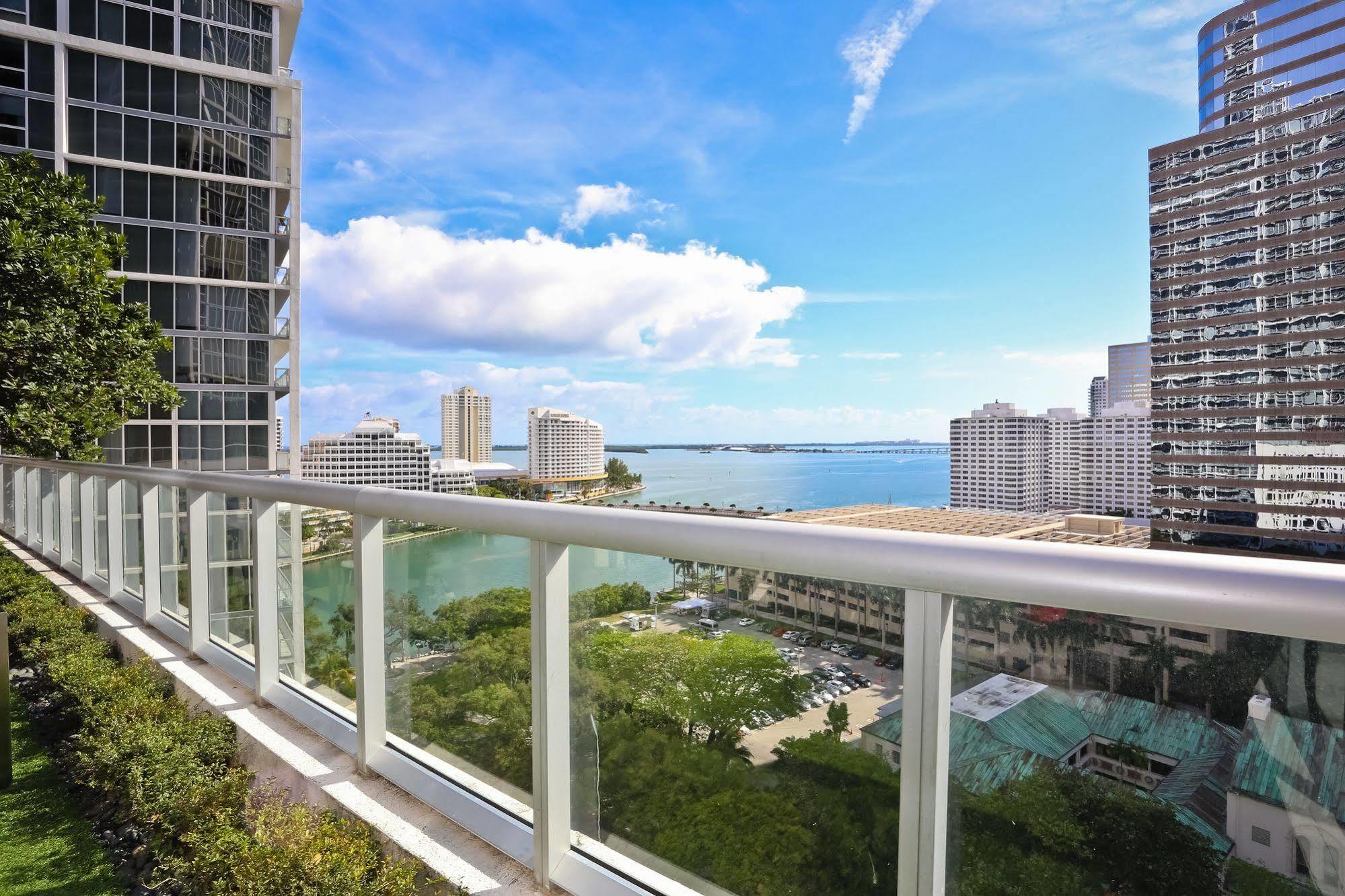 Icon Brickell By We Host