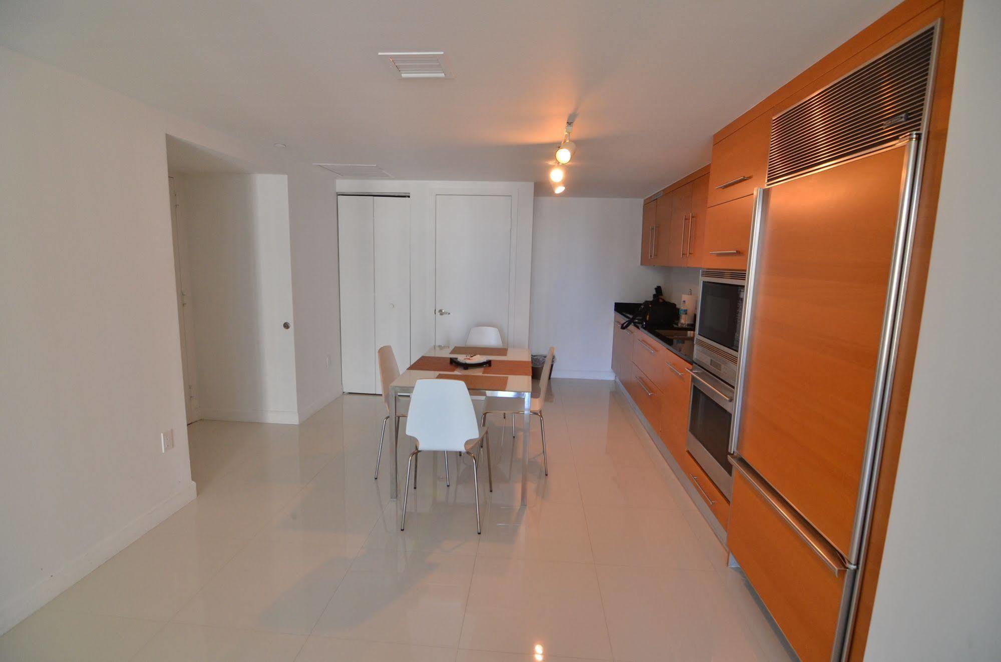 Icon Brickell By We Host Apartment