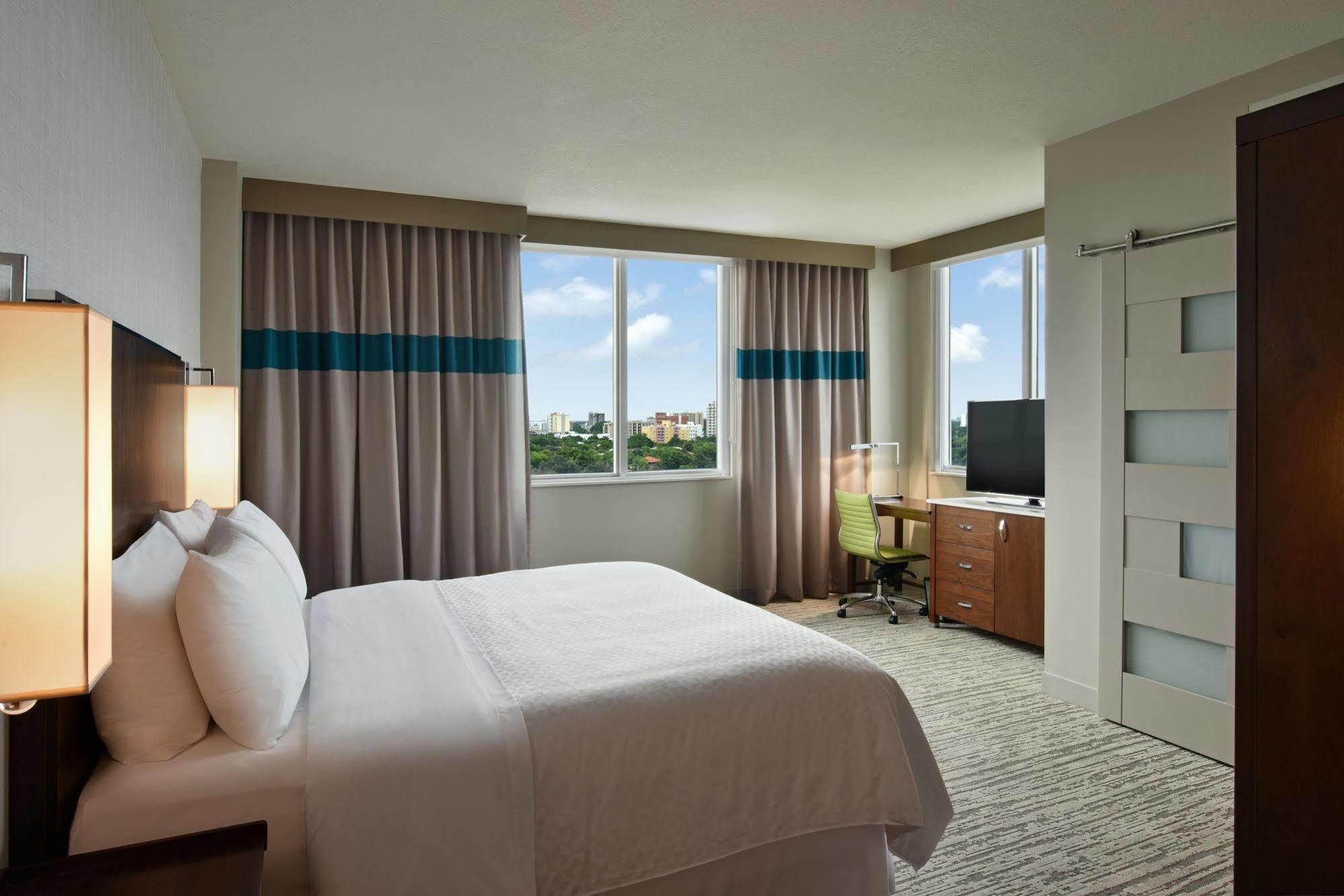 Four Points By Sheraton Coral Gables Miami