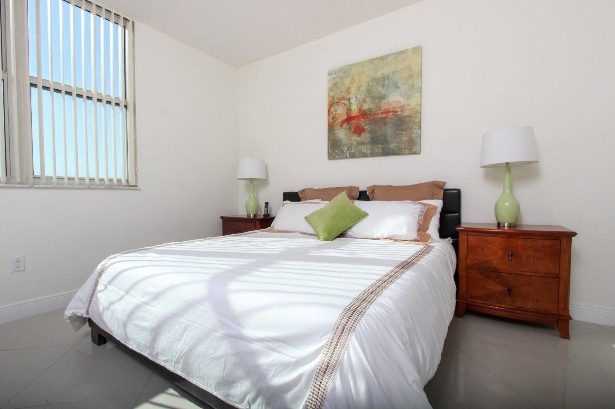 Global Luxury At One Broadway Miami