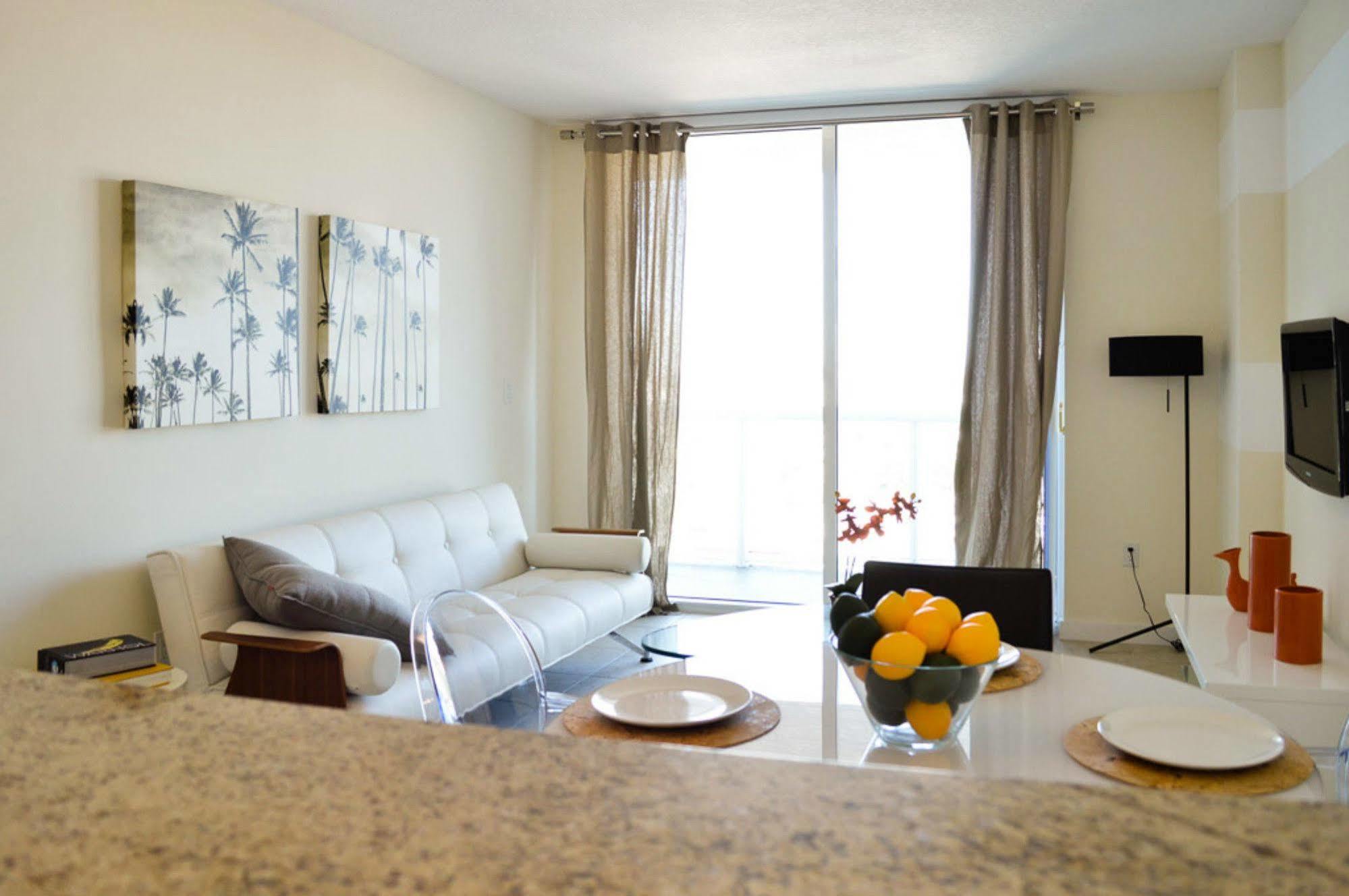Lyx Suites By The River