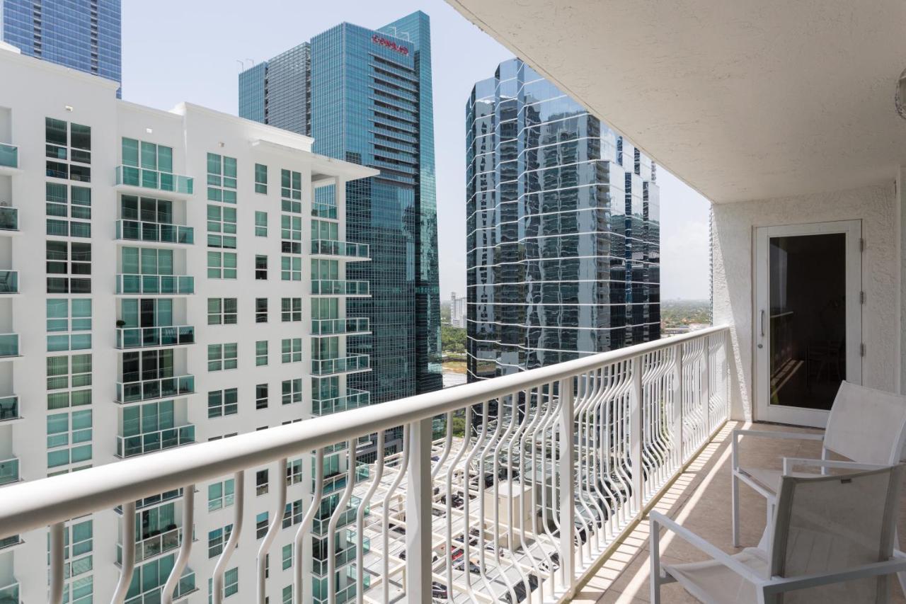 Downtown Brickell Popular 4 Bedrooms Bayview Miami