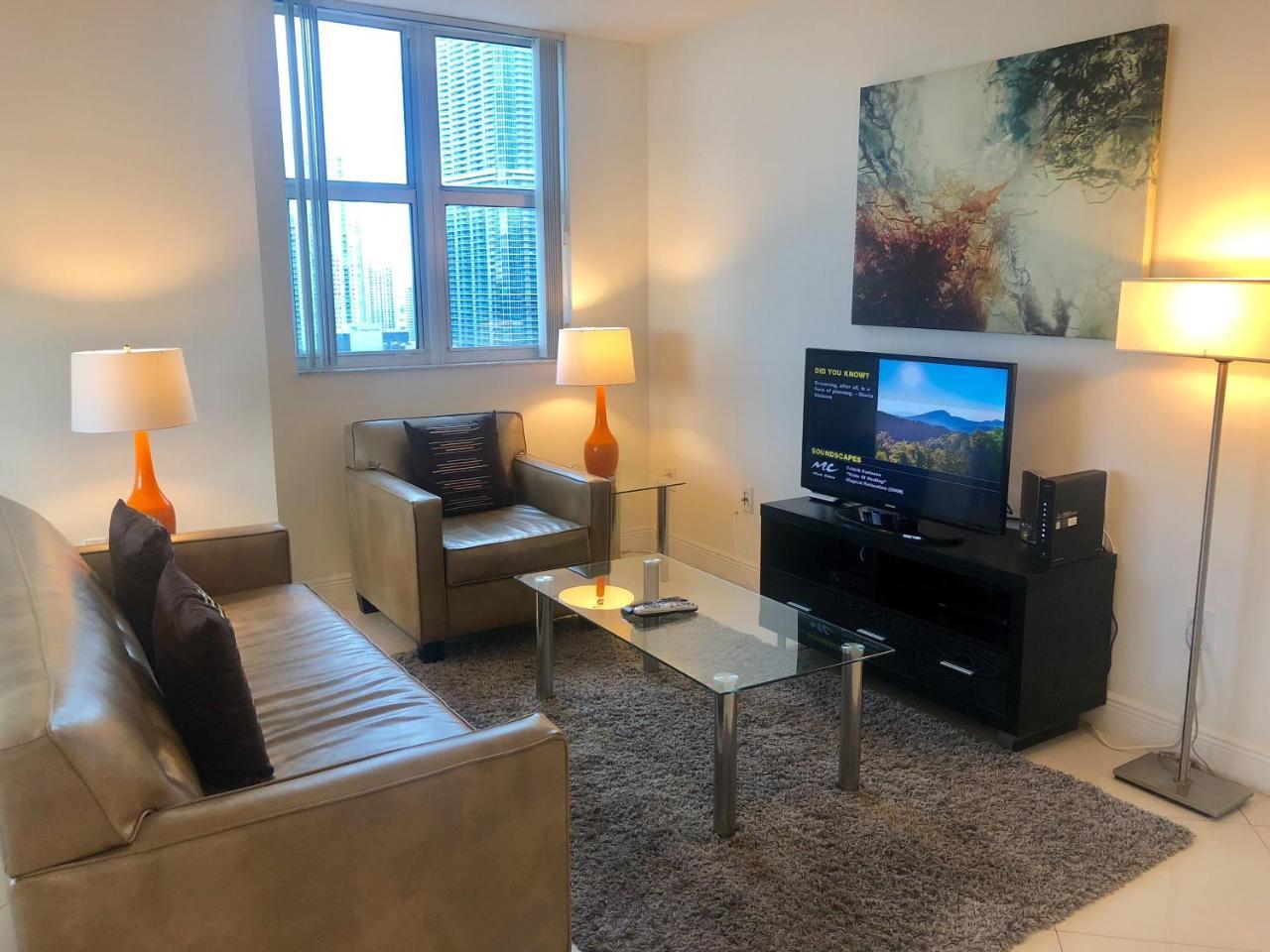 Churchill Brickell - One Broadway