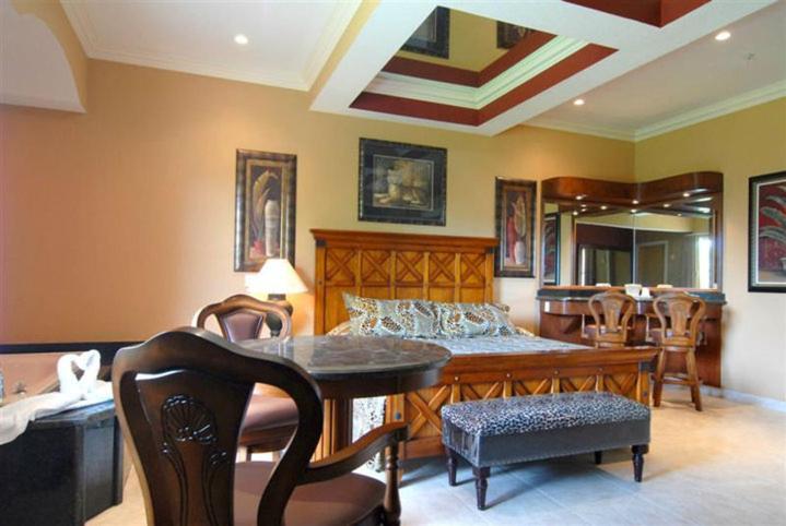 Estancia Hotel 3*