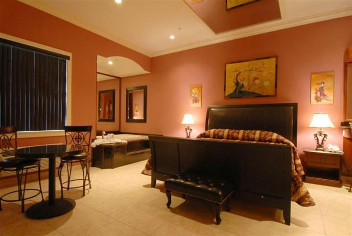 Estancia Hotel 3*
