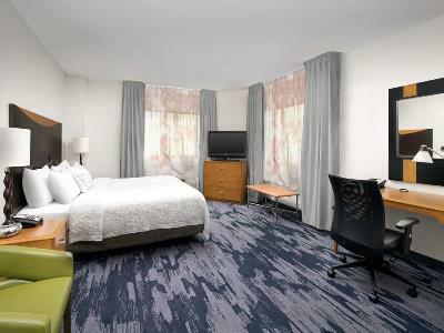 Fairfield & By Marriott Airport South Hotel