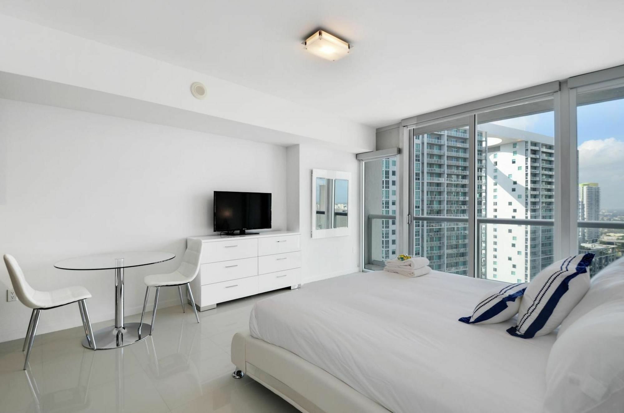 Apartment Stunning In Brickell By Sonder Miami