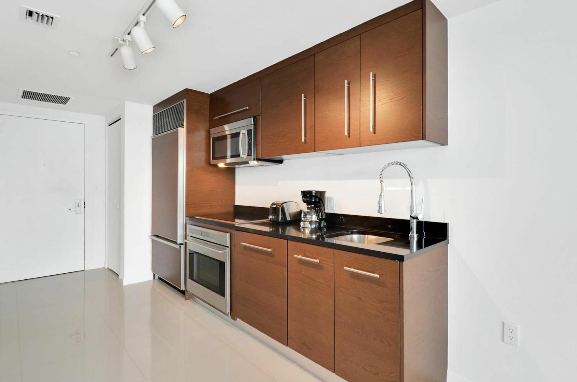 Stunning In Brickell By Sonder