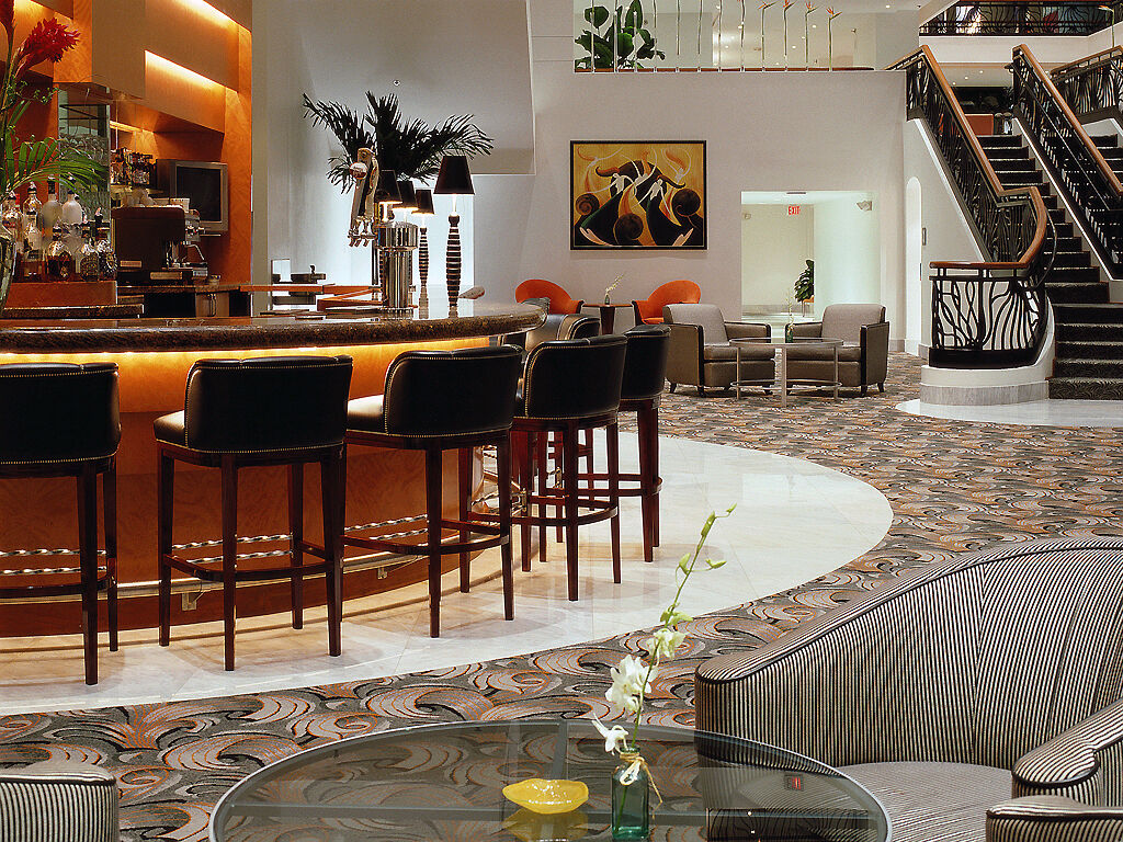 Hotel Pullman Airport 4*