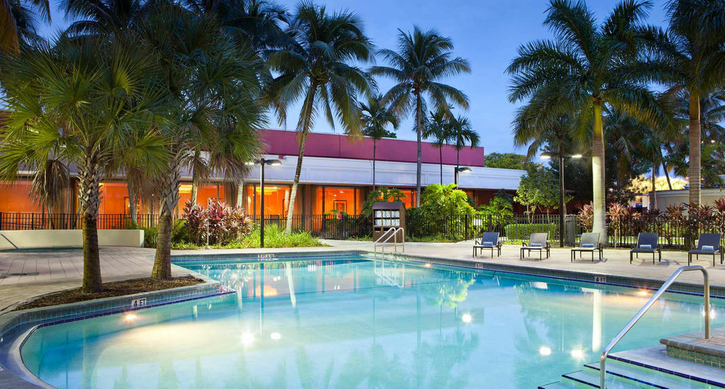Courtyard By Marriott Airport Hotel 3*