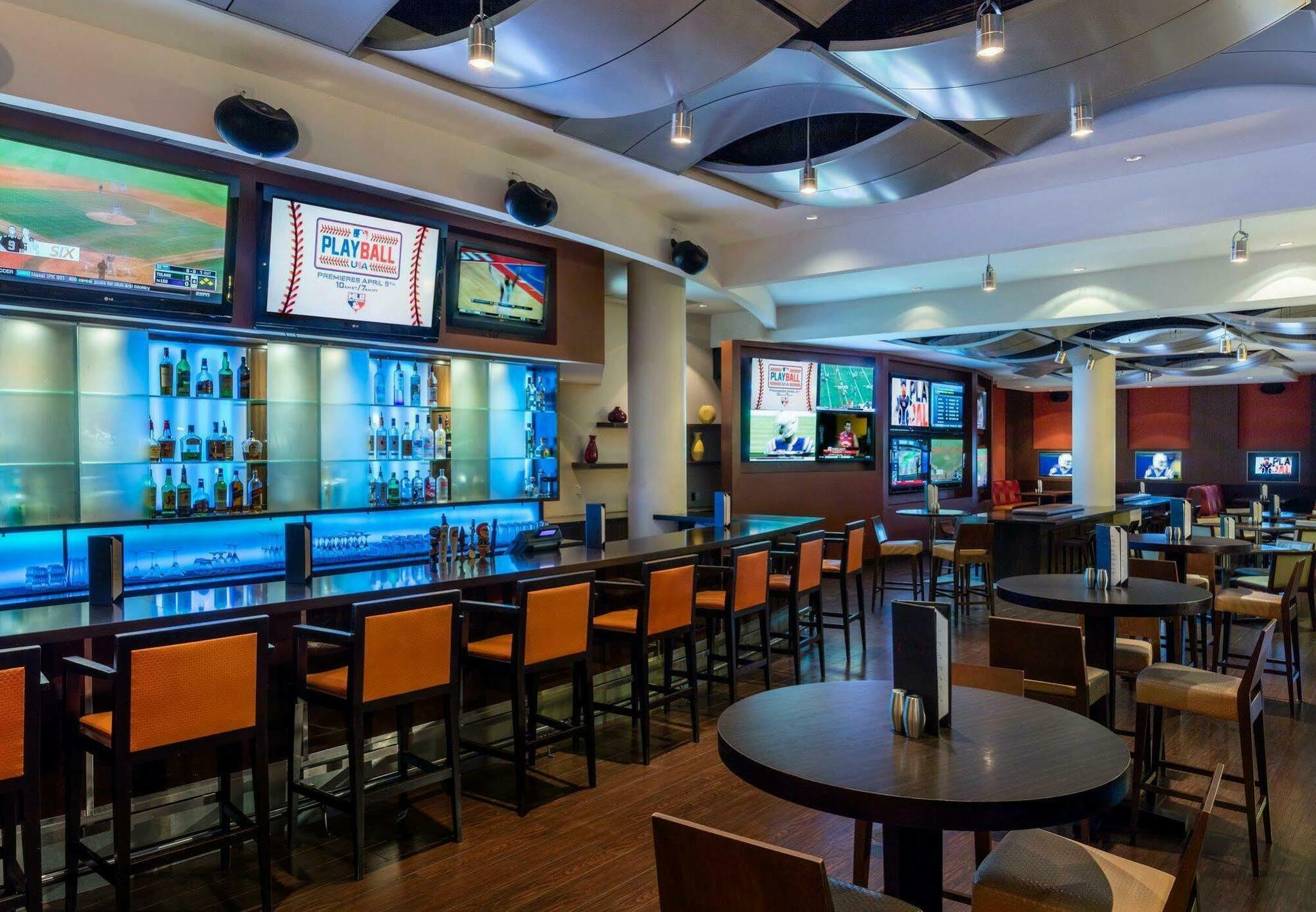 Hotel Airport Marriott 4*