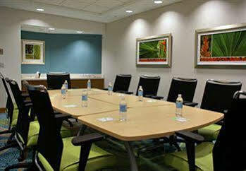 Springhill Downtown/medical Center 3*