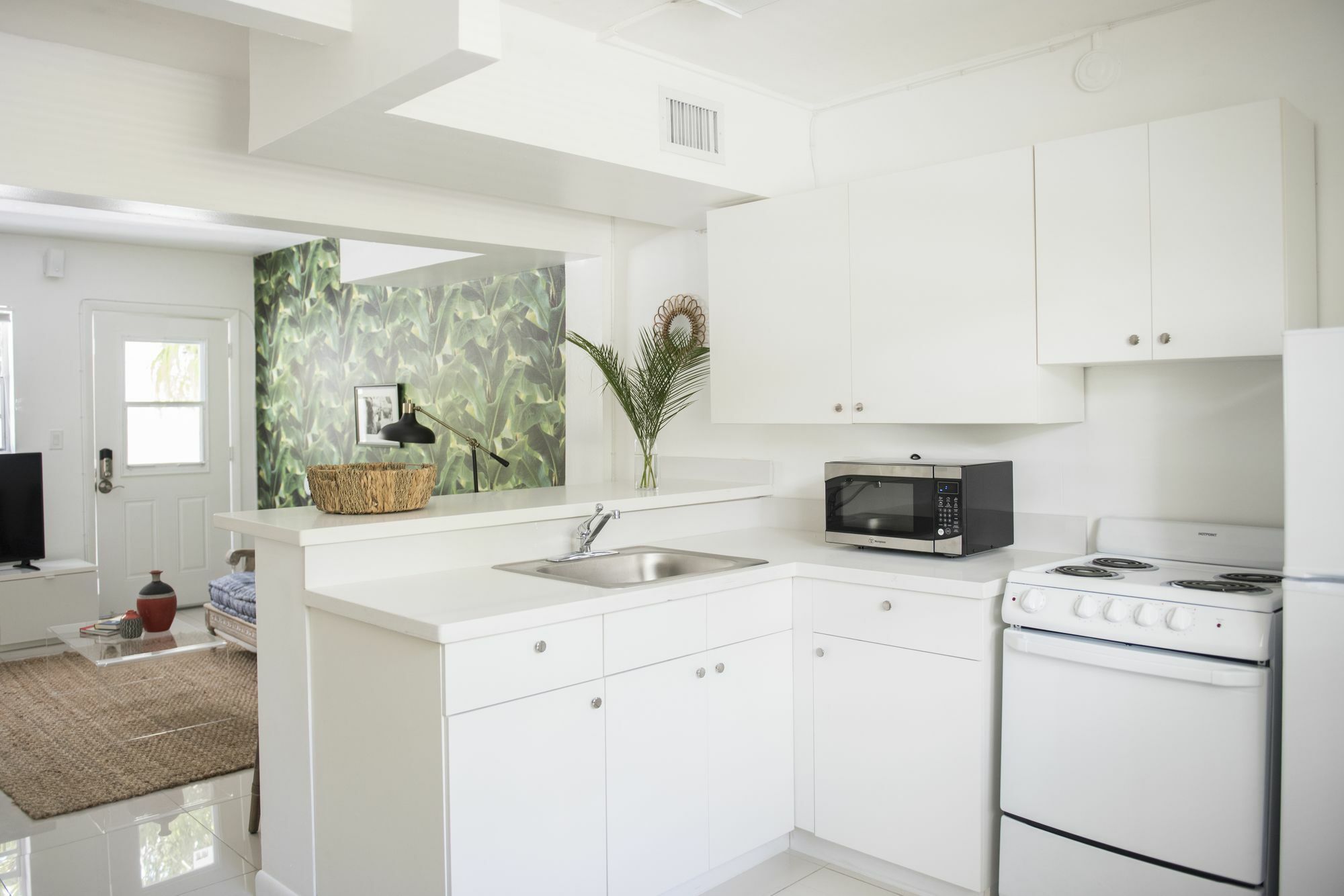 Bold 2br In River By Sonder