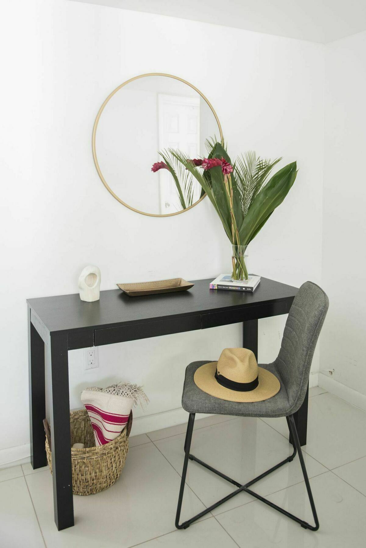 Simple 2br In River By Sonder 3*