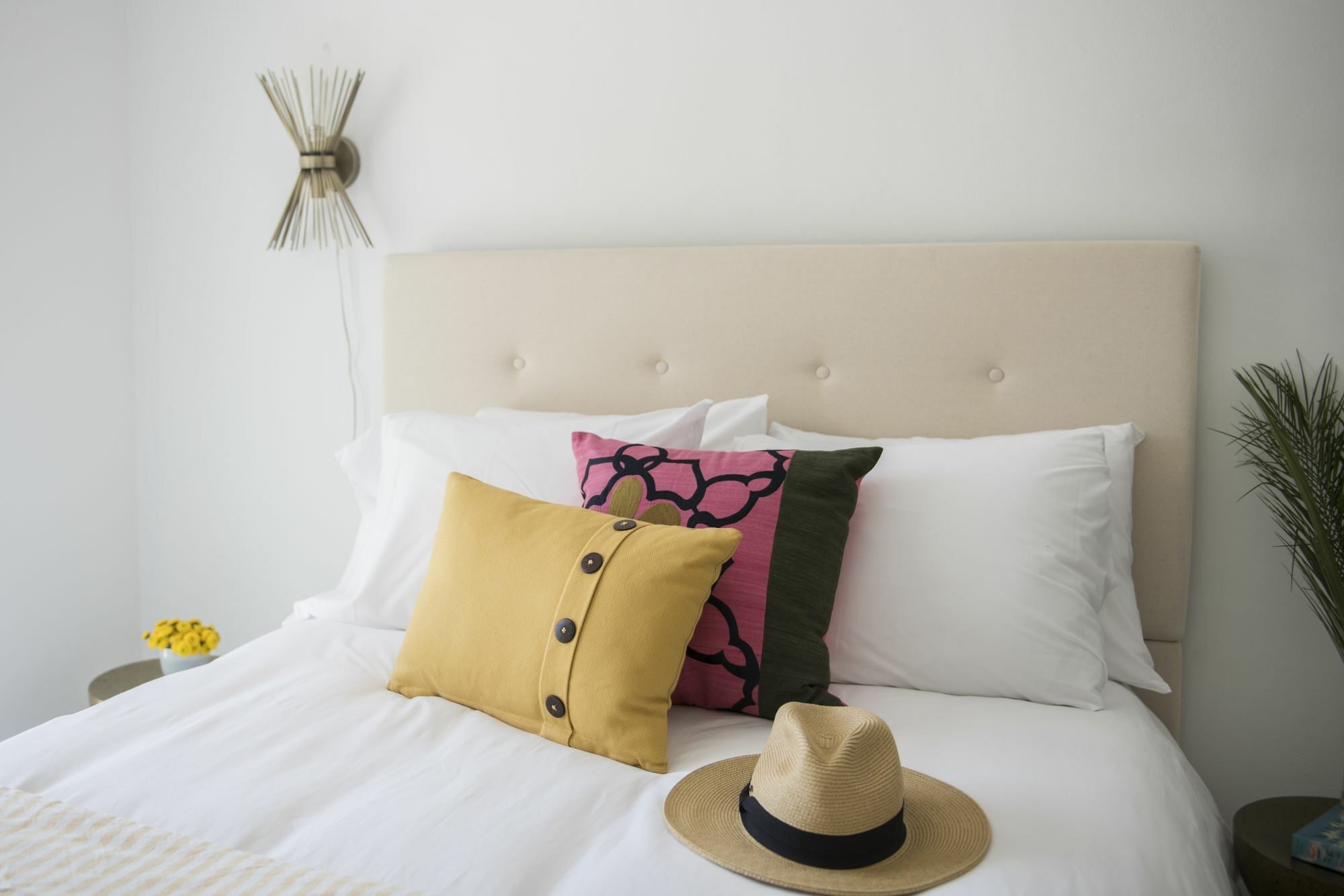 Simple 2br In River By Sonder Inn 3*
