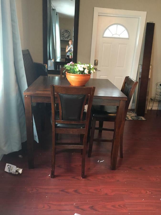 Modern 2/1 Near Midtown And Beaches Apartment