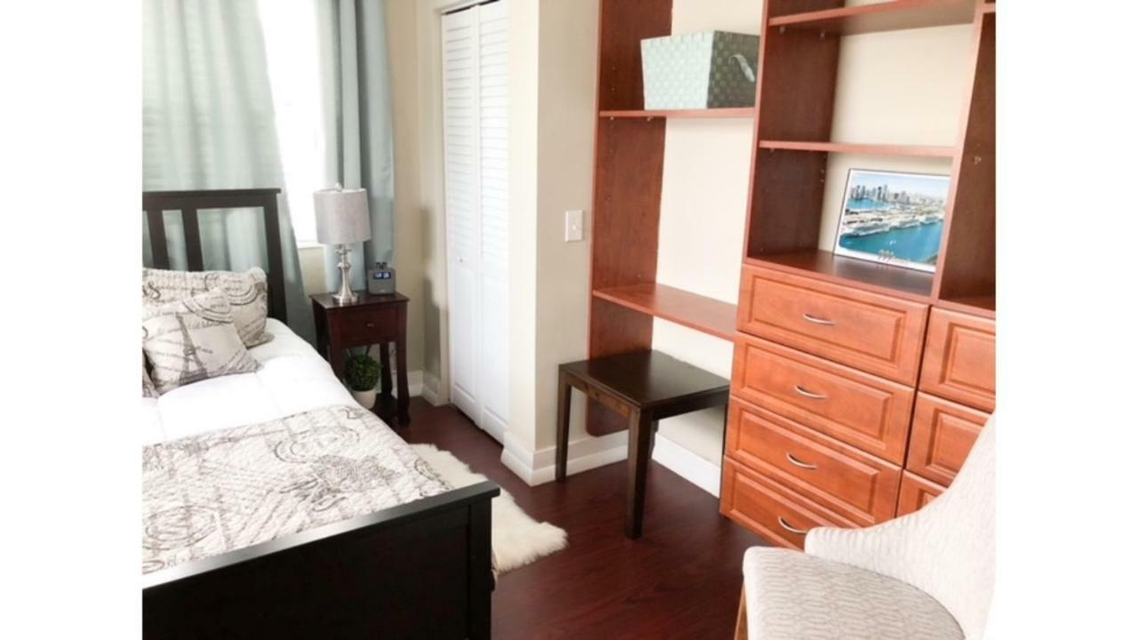 Apartment Modern 2/1 Near Midtown And Beaches Miami