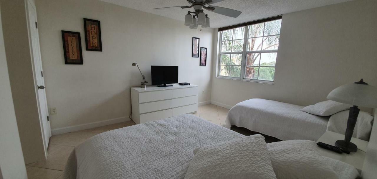 Apartment Yacht Club Aventura 2br + 2ba