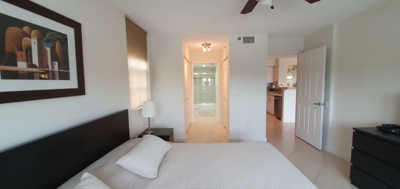 Apartment Yacht Club Aventura 2br + 2ba