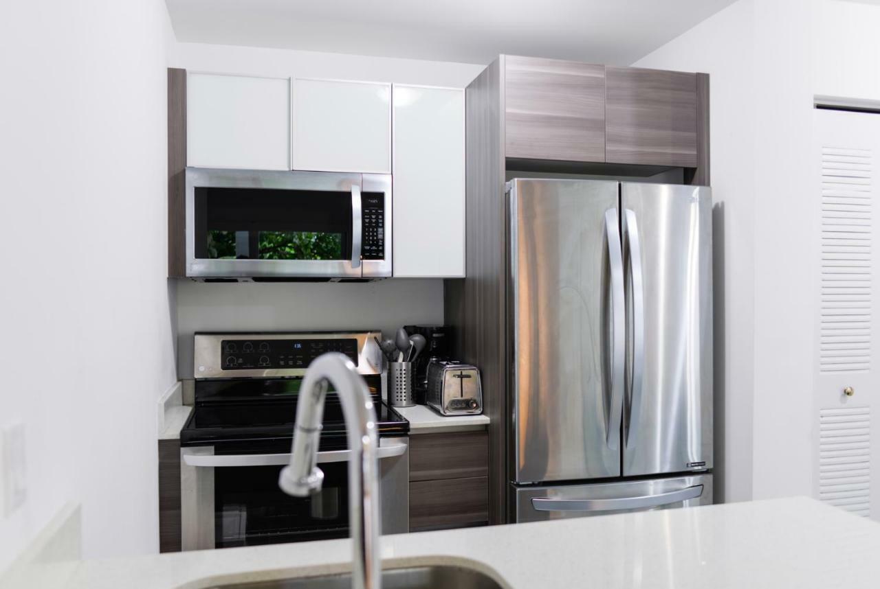 Amazing 2 Bedroom At Wynwood With Parking Apartment *