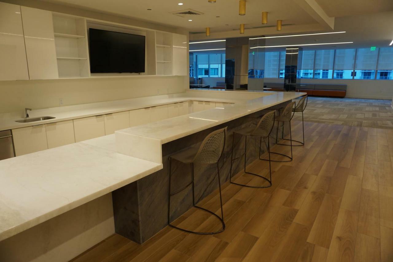Panorama Tower Apartment *