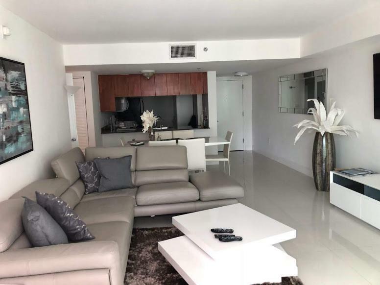 The Club At Brickell Apartment Miami