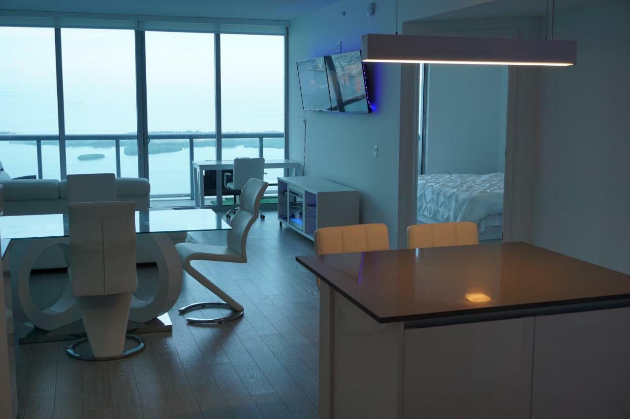 Apartment Panorama Tower Miami