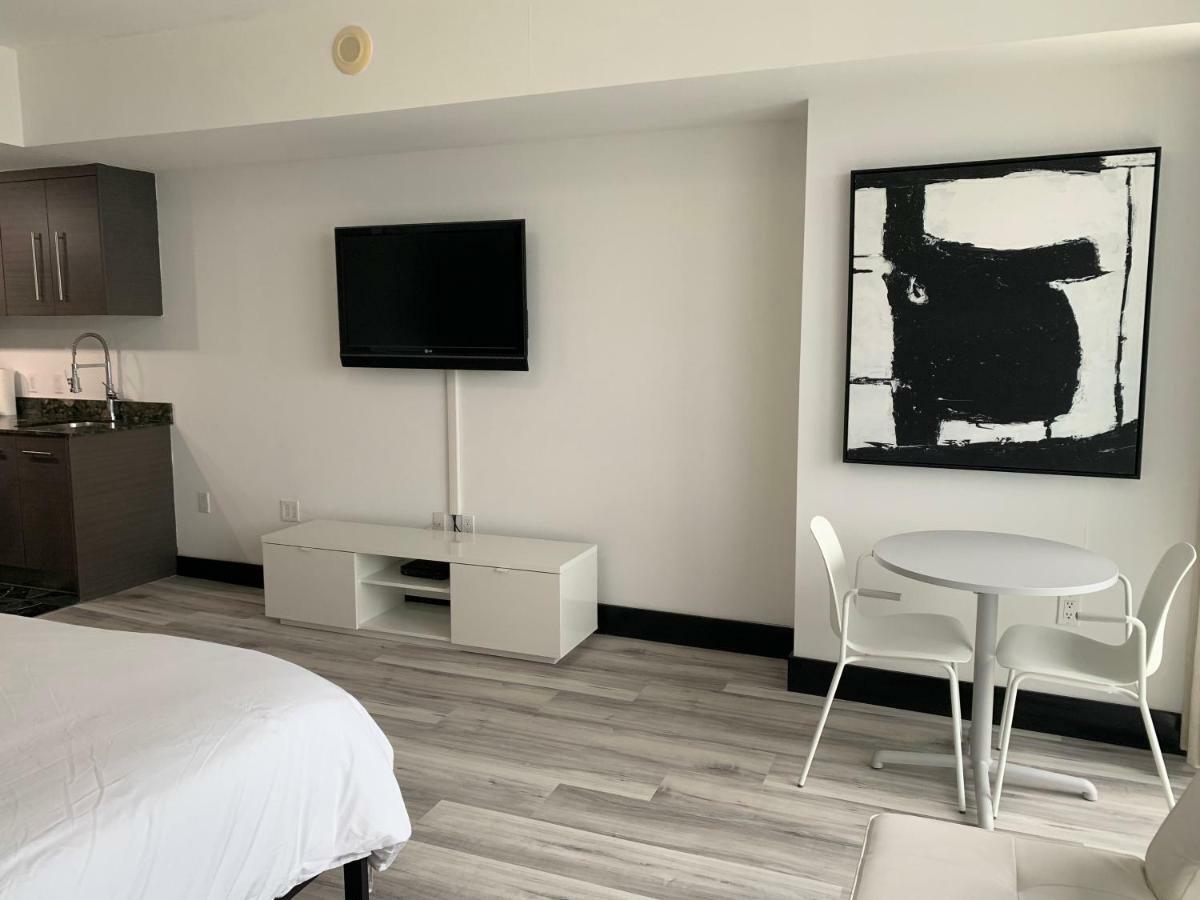 44 Floor Views @ The W - Brickell +gym+spa