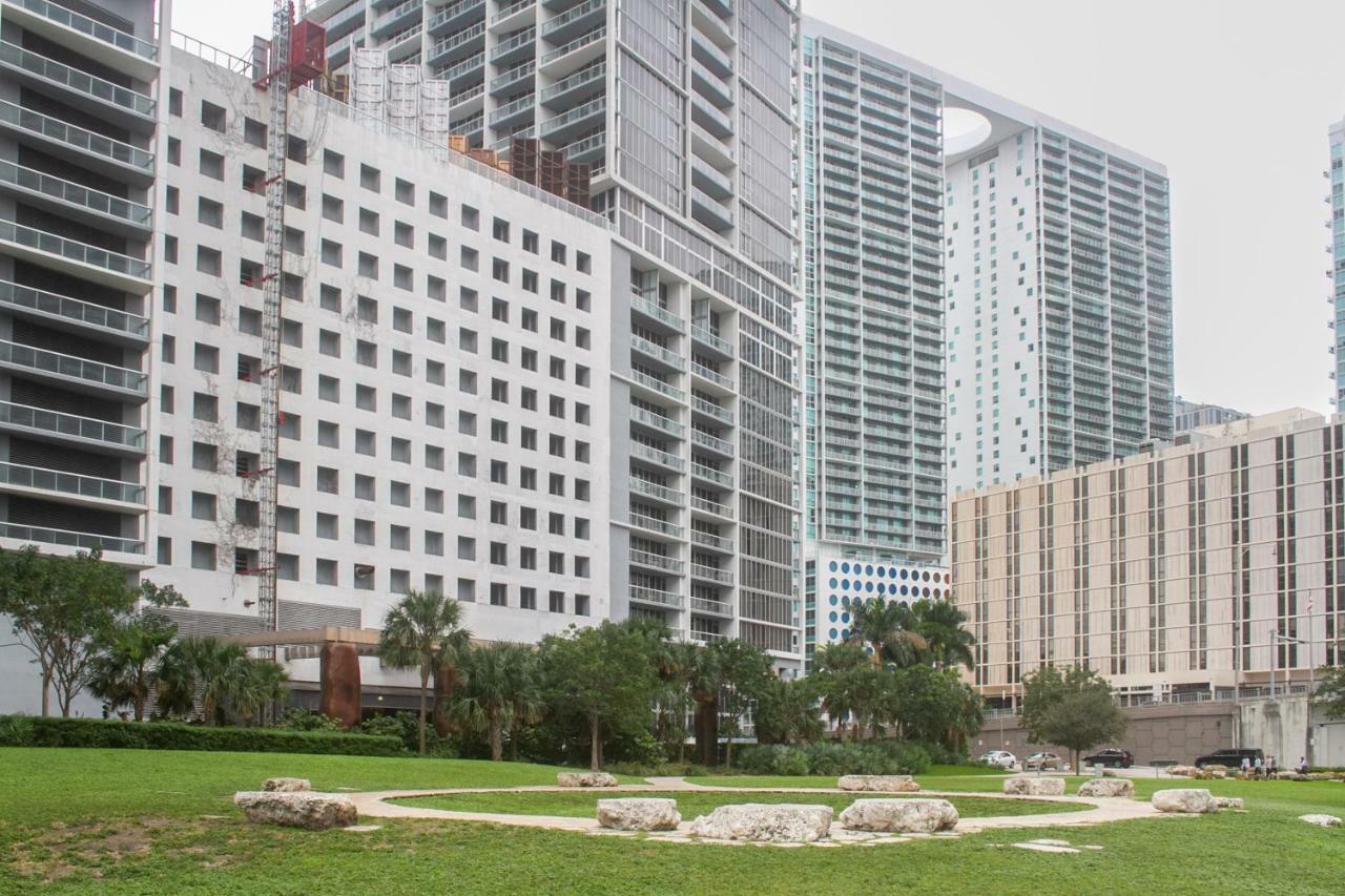Apartment Iconic Views
