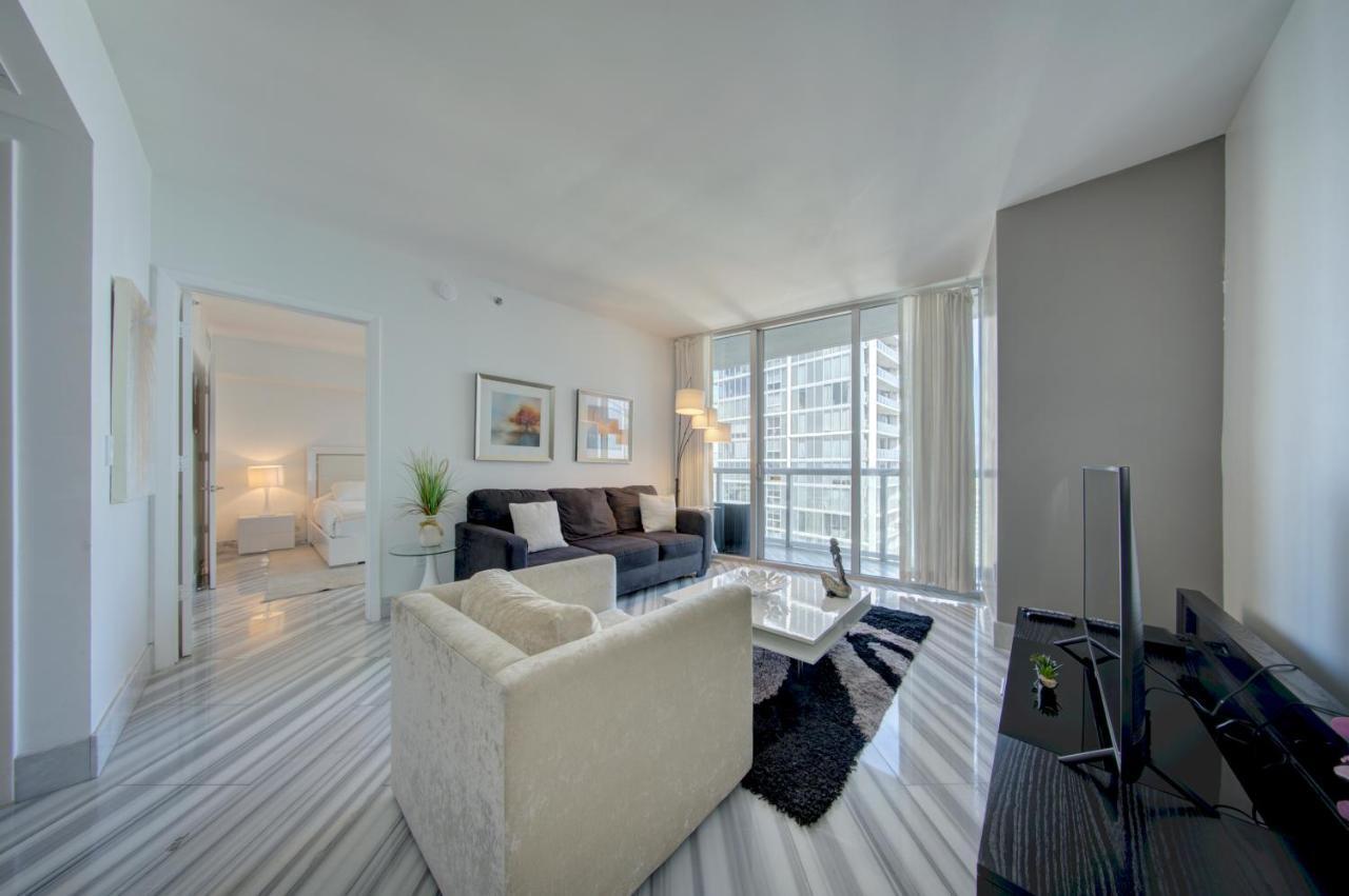 Luxury 5-star @47th Floor In Icon Brickell ! Apartment