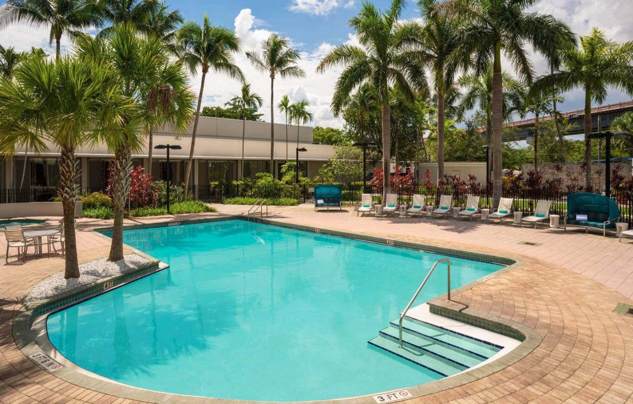 Hotel Airport Marriott 4*