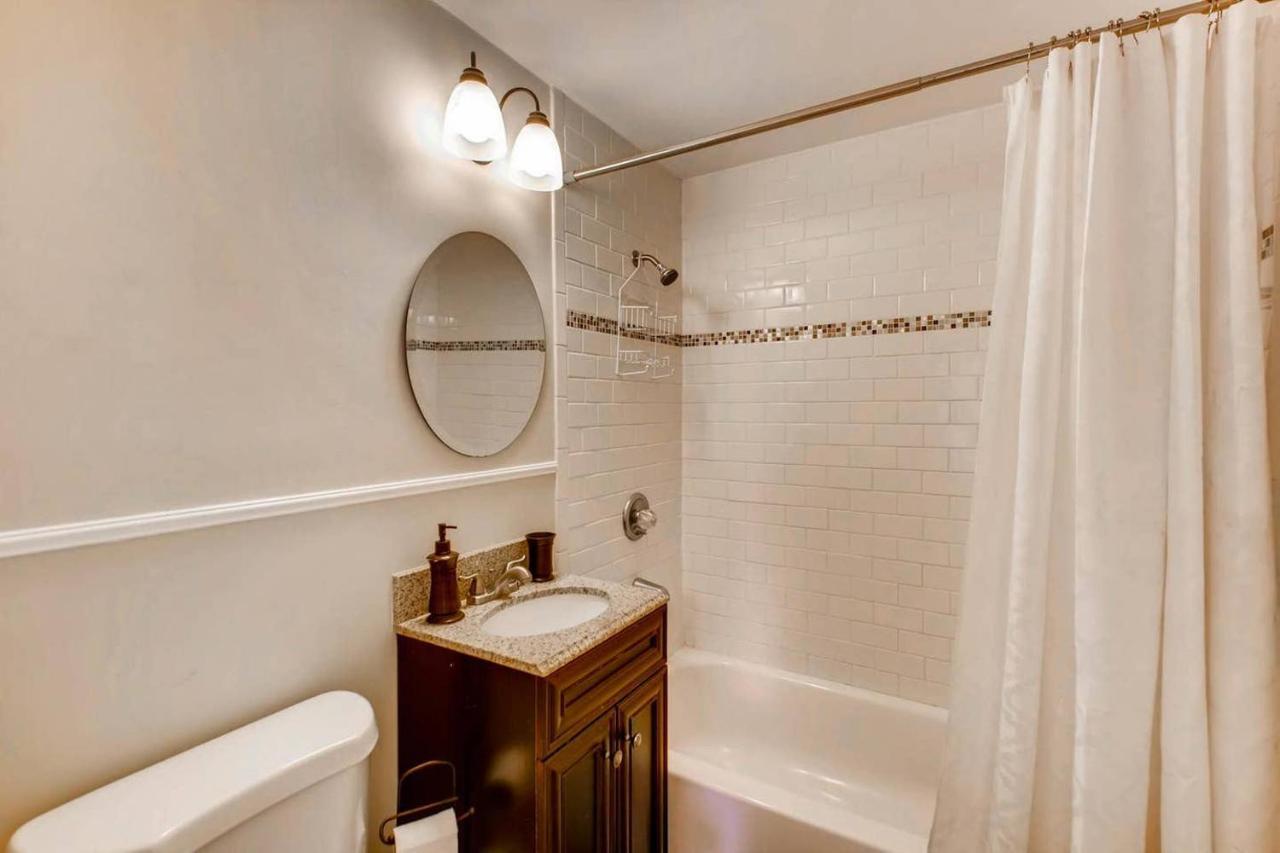 Self Check-in Suites Near Coral Gables