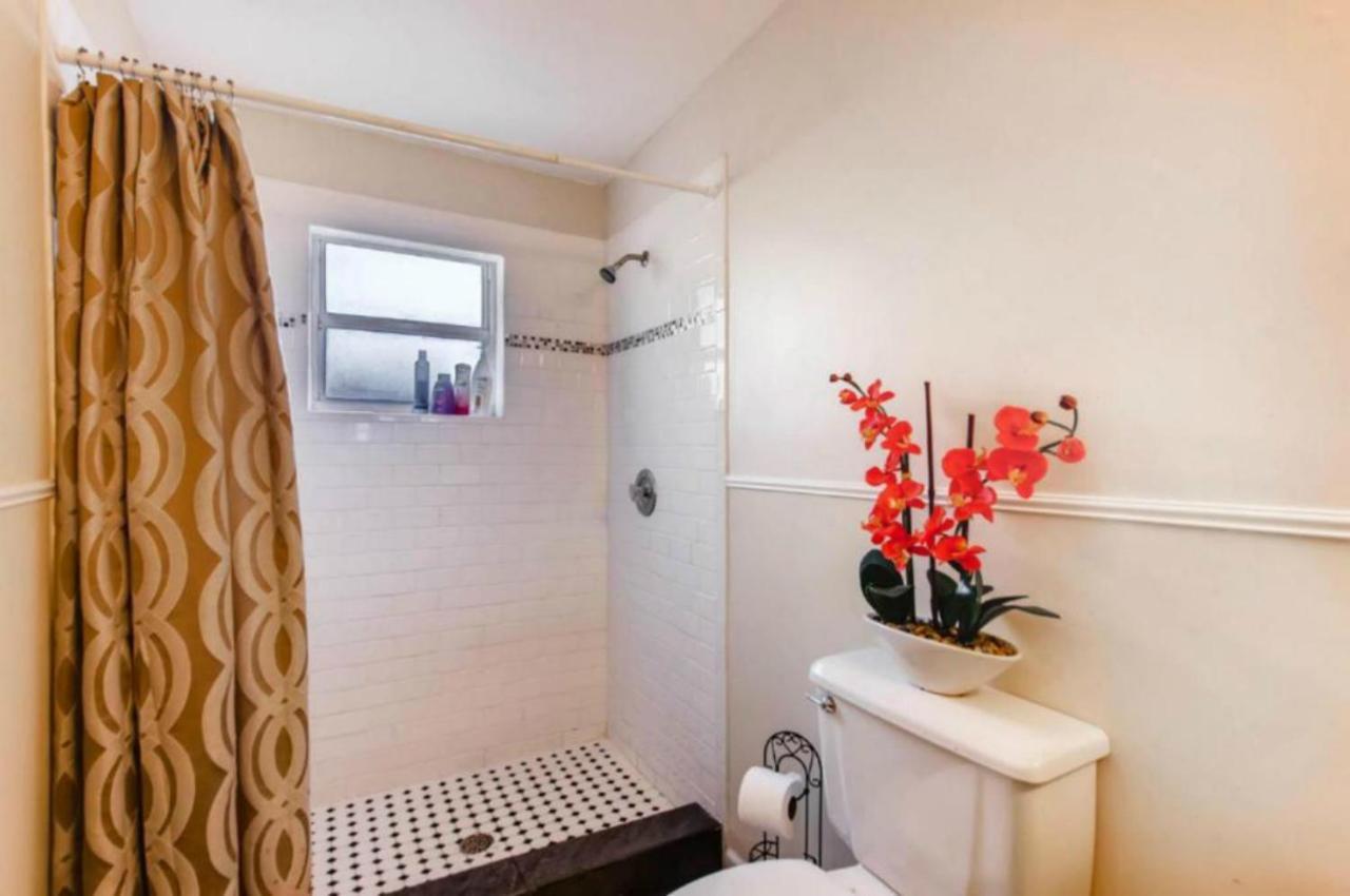 Self Check-in Suites Near Coral Gables Miami