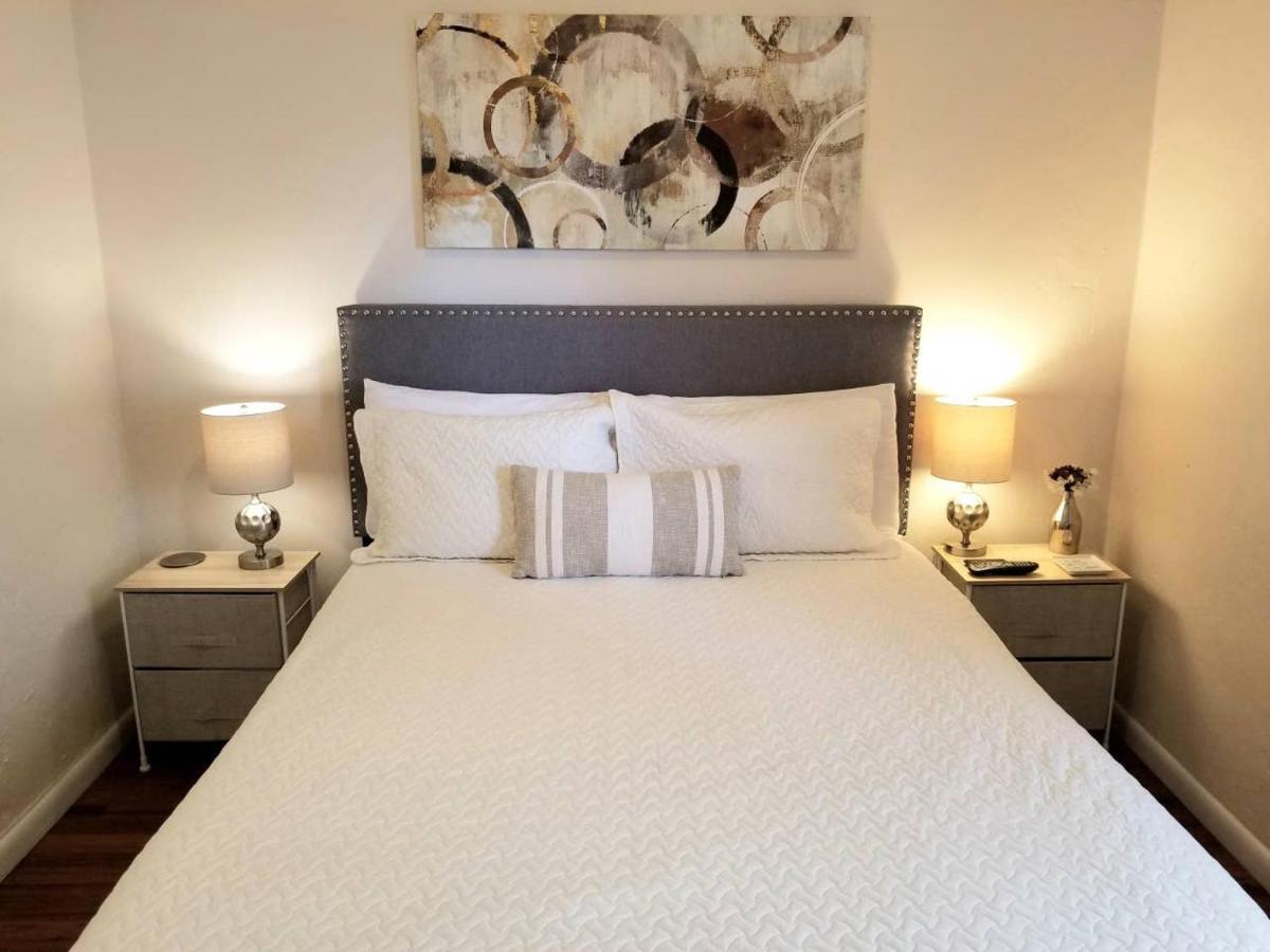 Guest house Self Check-in Suites Near Coral Gables Miami