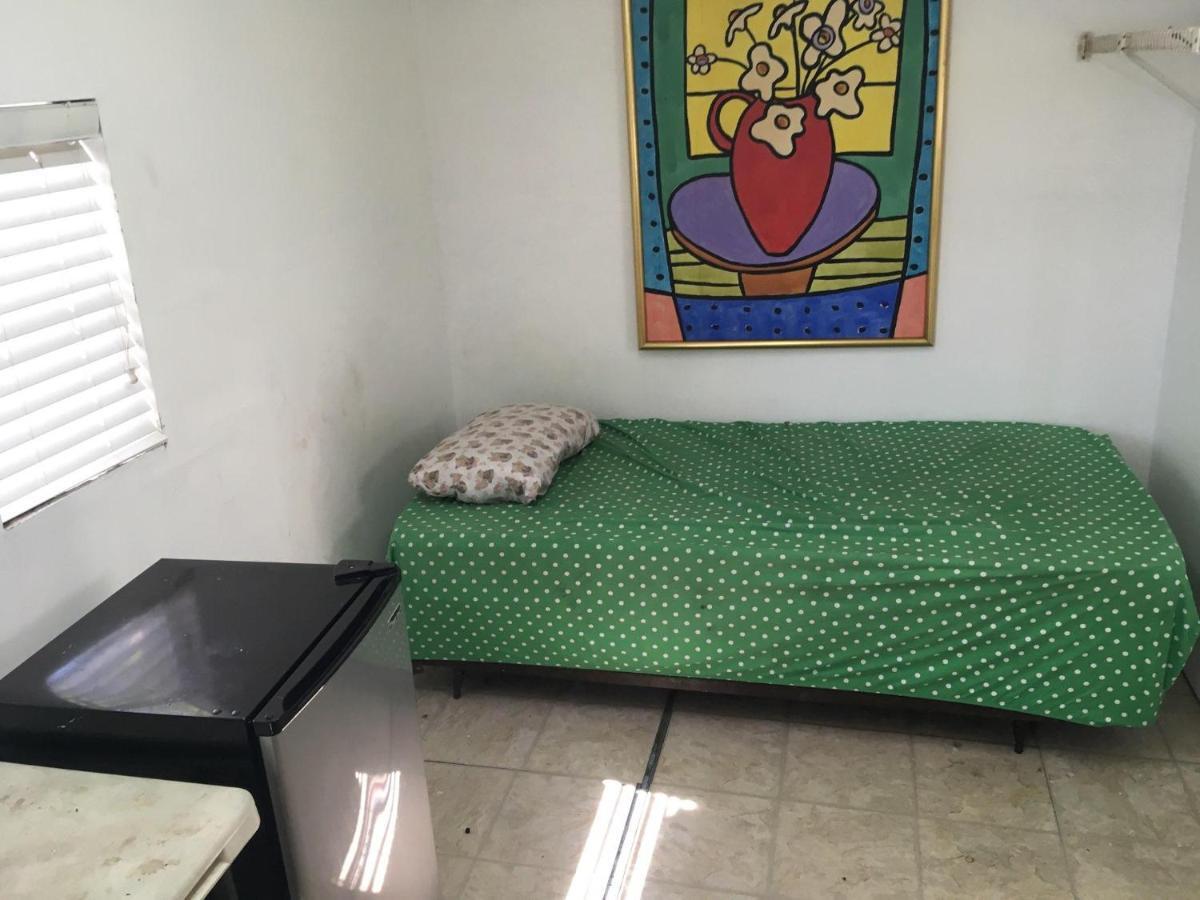 Mobil Home/ Trailer/yarda Miami