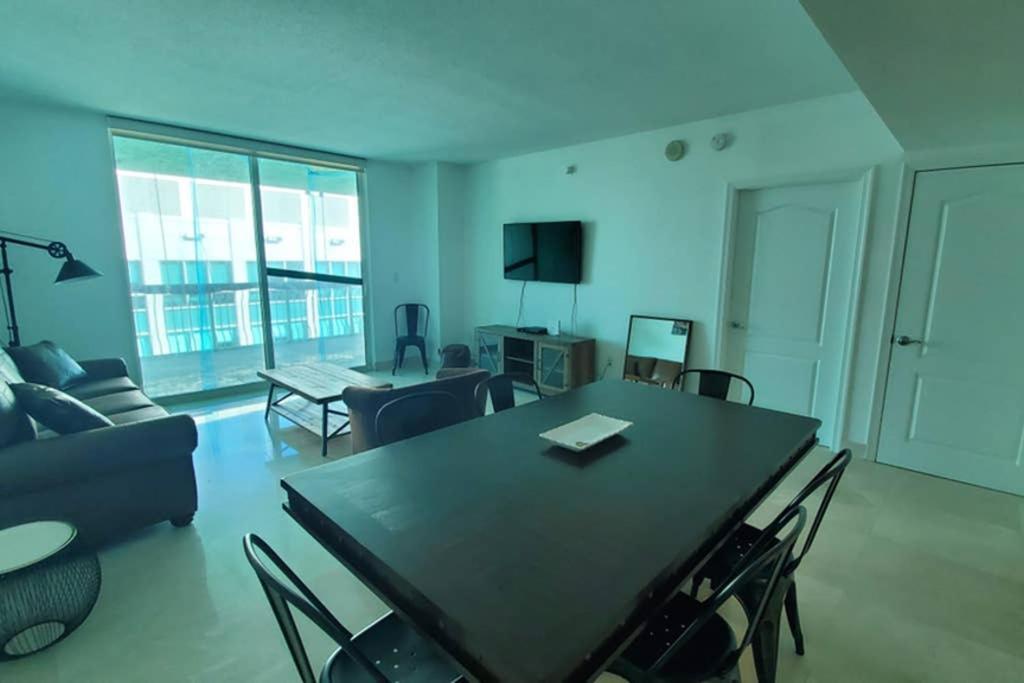 Luxury Penthouse Brickell 3 Bedrooms Free Parking Apartment