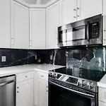 Spectacular 2-Br Apartment 4 People 1107