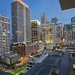Downtown Miami Elegance. 17Th Floor Yotelpad
