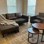 Wynwood Miami House, Sleeps 8, Gazebo, Bbq, Washer & Dryer, Coffee Station