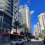 Upscale Apartment In The Heart Of Brickell