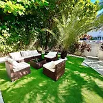 3 Bd House In Design District!