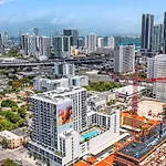Modern Unit In The Heart Of Downtown Miami With Free Parking
