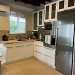 Luxury Guayabita\'S House