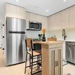 Wynwood Luxury 2 Bedroom Oasis!