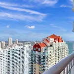 Oceanside Penthouse Apartment In Brickell Miami, Pool, Free Parking