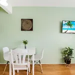 Serene 1Br Apt Steps From Downtown And Calle 8