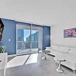 High-End Condo In Glamorous Brickell