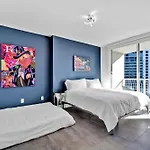 High-End Condo In Glamorous Brickell